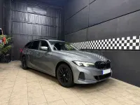 Usado BMW 318 Shadowline 150 CV (110 kW) 2023 Gris / plata Familiar