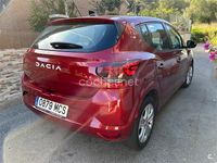 Usado Dacia Sandero Expression 91 CV (66 kW) 2022 Granate Berlina