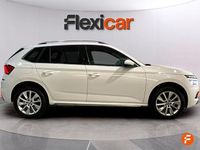 Usado Skoda Kamiq Style 110 CV (80 kW) 2022 Blanco SUV