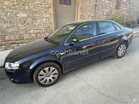 Usado Audi A4 140 CV (102 kW) 2006 Azul Berlina
