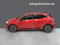 Usado Mitsubishi Colt 91 CV (66 kW) 2025 Rojo Berlina