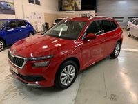 Usado Skoda Kamiq Ambition 110 CV (80 kW) 2022 Rojo SUV