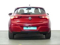 Usado Opel Astra Edition 111 CV (81 kW) 2021 Rojo Utilitario