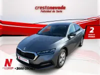 Usado Skoda Octavia Ambition 150 CV (110 kW) 2022 Gris / plata Berlina
