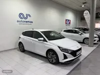 Nuevo Hyundai i20 100 CV (73 kW) 2025 Blanco Utilitario