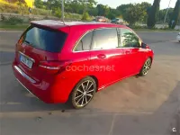 Usado Mercedes B180 109 CV (80 kW) 2016 Rojo Utilitario