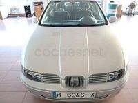 Usado Seat Toledo 125 CV (91 kW) 2000 Gris / plata Berlina