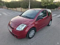 Usado Citroën C2 VTR Sport 61 CV (44 kW) 2007 Rojo Utilitario