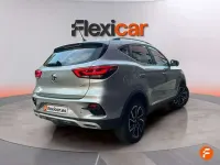 Usado MG ZS Luxury 111 CV (81 kW) 2023 Gris SUV