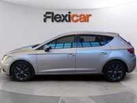 Usado Seat Leon ST Style 131 CV (96 kW) 2020 Gris Familiar