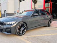 Usado BMW 330 265 CV (194 kW) 2019 Gris / plata Familiar