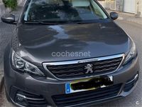 Usado Peugeot 308 Allure 130 CV (95 kW) 2019 Gris / plata Berlina