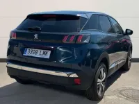 Usado Peugeot 3008 Allure 131 CV (96 kW) 2022 Azul SUV