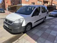 Usado Peugeot Partner Tepee Access 100 CV (73 kW) 2015 Blanco Monovolumen
