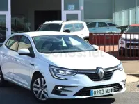 Usado Renault Mégane II Equilibre 115 CV (84 kW) 2023 Blanco Berlina