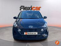 Usado Hyundai i10 67 CV (49 kW) 2022 Gris Utilitario