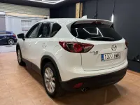 Używany Mazda CX-5 Luxury 175 KM (128 kW) 2012 Biały SUV