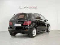 Usado Mercedes B200 193 CV (141 kW) 2007 Negro Monovolumen