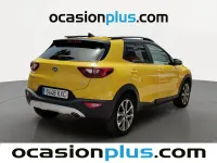 Usado Kia Stonic 100 CV (73 kW) 2019 Amarillo SUV