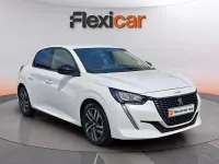 Usado Peugeot 208 Allure 101 CV (74 kW) 2023 Blanco Utilitario