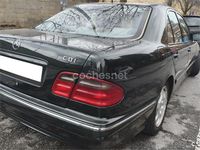 Usado Mercedes E320 Avantgarde 197 CV (144 kW) 2001 Verde Berlina