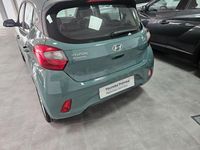 Usado Hyundai i10 67 CV (49 kW) 2022 Verde Utilitario