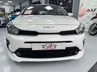 Usado Kia Rio 84 CV (61 kW) 2023 Blanco Utilitario
