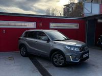 Usado Suzuki Vitara 111 CV (81 kW) 2019 Gris SUV