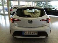 Usado Toyota Corolla Active 140 CV (102 kW) 2023 Blanco Berlina