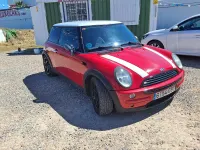 Usado Mini Cooper 115 CV (84 kW) 2004 Rojo blanco negro Utilitario