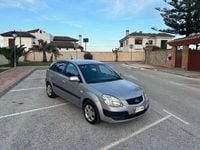 Używany Kia Rio Active 110 KM (80 kW) 2007 Szary Hatchback