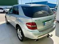 Usado Mercedes ML320 224 CV (164 kW) 2006 Gris / plata SUV