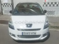 Usado Peugeot 5008 Allure 115 CV (84 kW) 2013 Gris / plata Monovolumen