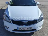 Usado Kia Ceed Active 128 CV (94 kW) 2011 Blanco Utilitario