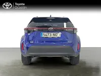 Usado Toyota Yaris Style 130 CV (95 kW) 2025 Rojo Utilitario