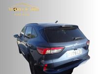 Usado Ford Kuga ST-Line 150 CV (110 kW) 2022 Gris / plata SUV