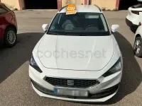 Usado Seat Leon Style 150 CV (110 kW) 2022 Blanco Berlina