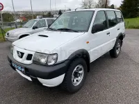 Usado Nissan Terrano 125 HP (91 kW) 2004 Branco SUV