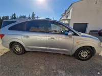 Usado SsangYong Rodius 165 CV (121 kW) 2009 Gris / plata Monovolumen
