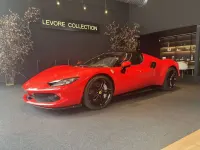 Usado Ferrari 296 831 CV (611 kW) 2024 Rojo Coupe