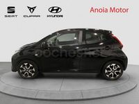 Usado Toyota Aygo X-play 72 CV (52 kW) 2020 Negro Utilitario