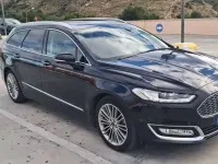 Usado Ford Mondeo Vignale 241 CV (177 kW) 2018 Negro Familiar