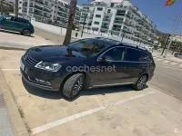 Usado VW Passat Highline 170 CV (125 kW) 2012 Negro Familiar