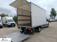 Usado Ford Transit Trend 131 CV (96 kW) 2023 Blanco Van