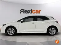 Usado Toyota Corolla Active 122 CV (89 kW) 2021 Blanco