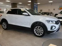 Usado VW T-Roc Life 150 CV (110 kW) 2025 Blanco SUV
