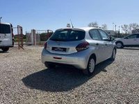 Usado Peugeot 208 Active 75 CV (55 kW) 2017 Gris / plata Utilitario