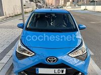 Usado Toyota Aygo X-play 72 CV (52 kW) 2020 Azul Utilitario