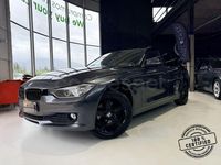 Usado BMW 318 Comfort Edition 143 CV (105 kW) 2015 Gris / plata Berlina