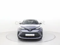 Usado Toyota C-HR Active 122 CV (89 kW) 2022 Gris / plata SUV